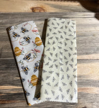 Load image into Gallery viewer, Set of 3 Bee Pattern Bees Wax Wraps