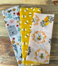 Load image into Gallery viewer, Set of 3 Bee Pattern Bees Wax Wraps