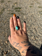 Load image into Gallery viewer, Turquoise adjustable ring
